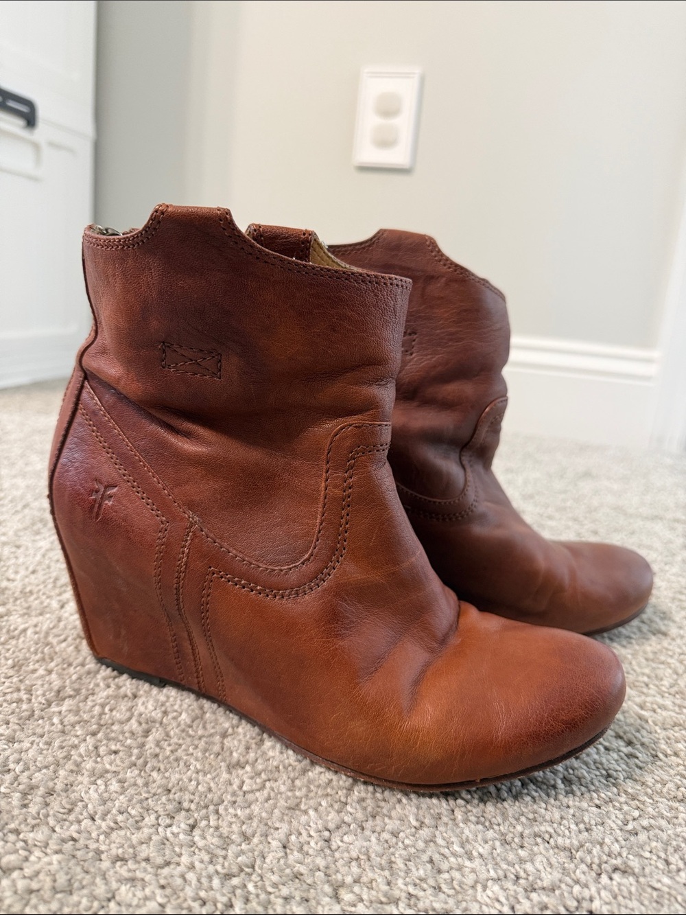 Frye Brown Leather Wedge Ankle Boots EUC
